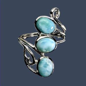 925 Sterling Silver Ring Sz 7.75 with Oval Natural Larimar 8x6mm Gemstone